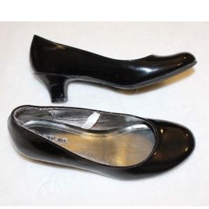 COPY - Cherokee Girls 3 Youth Black Shiny Heels S…